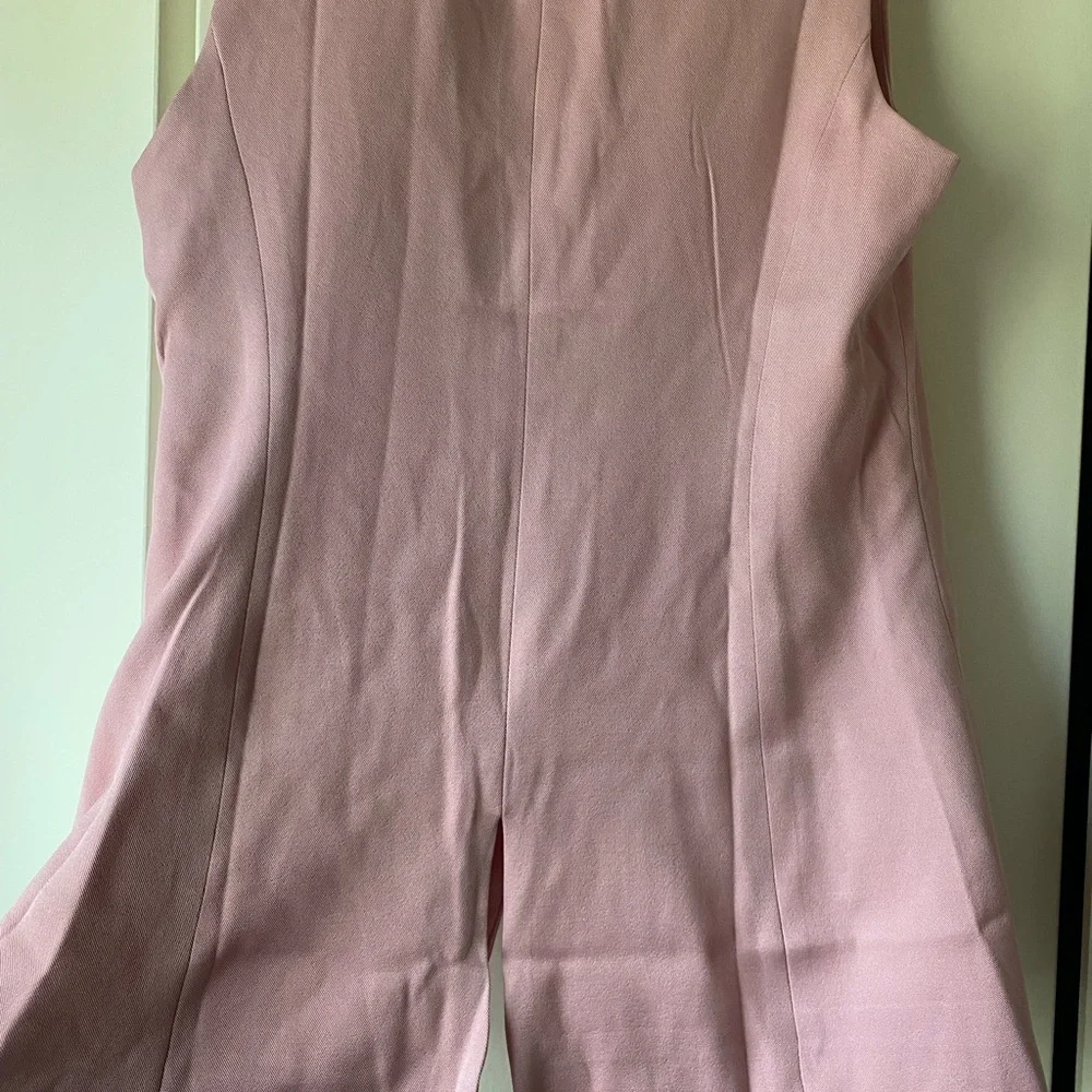 Pink Sleeveless Button-Up Vest - Picture 3 of 5